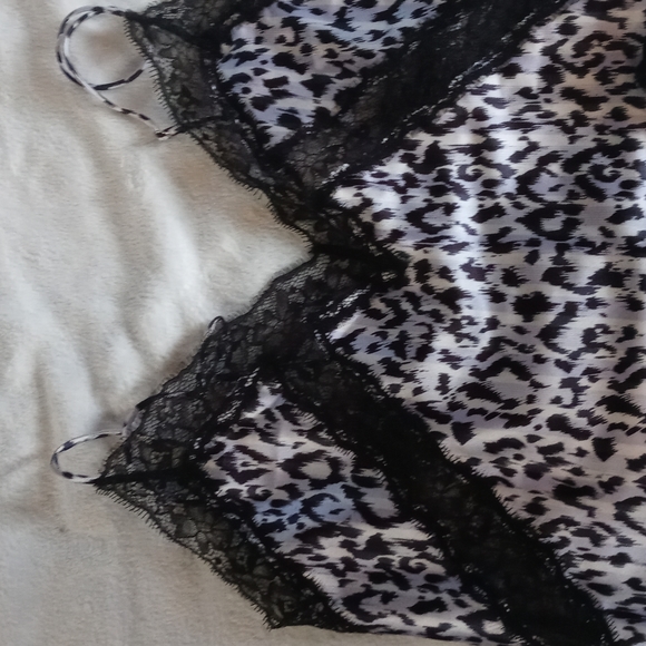 Lingerie set - Picture 2 of 4